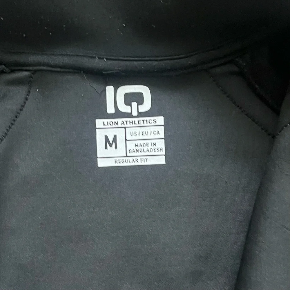IQ Lion Athletics black sports activewear track jacket zip pockets logo Men M